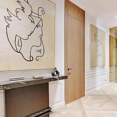 Appartement снеск Q,r-с0de First -,-lander - Triangle D'or Paris