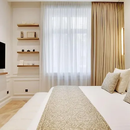 Appartement снеск Q,r-с0de First -,-lander - Triangle D'or Paris
